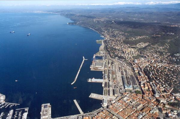 Porti Italiani: Un Futuro di Efficienza e Sostenibilità